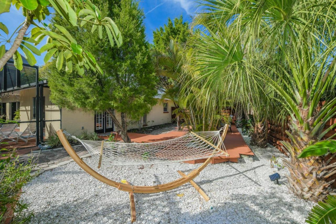 Island Time - Home Wenclosed Lagoon Style Pool Spa Walk To Beach Bikes Холмс Бийч Екстериор снимка
